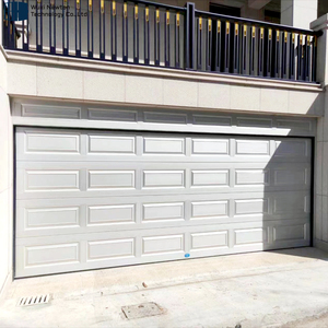 <span class=keywords><strong>Porte</strong></span> <span class=keywords><strong>de</strong></span> <span class=keywords><strong>garage</strong></span> <span class=keywords><strong>sectionnelle</strong></span> en alliage d'aluminium 8x8 combinée avec panneau anti-empreintes digitales et petite <span class=keywords><strong>porte</strong></span> pour usage résidentiel - Product Image 3