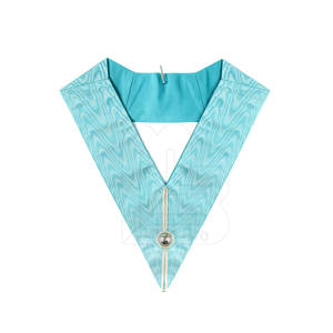 Vente en gros de colliers romains brodés à la main - Product Image 1