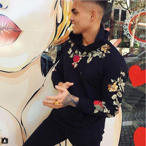 เสื้อฮู้ดสวมหัวผ้าฟลีซหนาแบบพรีเมี่ยมสำหรับผู้ชายพิมพ์โลโก้ดิจิตอลเสื้อกันหนาวสำหรับฤดูหนาวดีไซน์ใหม่ - Product Image 4