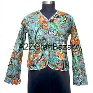 Veste courte matelassée réversible 100% coton biologique respirante pour femme, imprimé floral ethnique bohème d'hiver et d'automne - Product Image 1