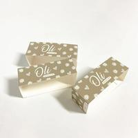 Petite boîte en carton avec manchon en papier pour solutions d'emballage de desserts, boîte d'emballage pour gâteaux, impression personnalisée du manchon