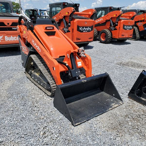 Mejor oferta Kubota SCL1000 Mini Minicargadora sobre orugas Construcción de paseo con bomba de motor central Proveedor de maquinaria compacta - Product Image 4
