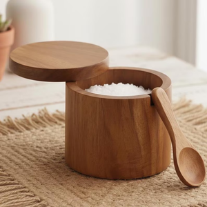 Boîte à épices en bois de style classique pour une cuisine d'honneur, offrant un rangement pratique et élégant pour les épices - Product Image 2