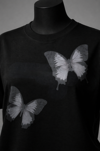 Camiseta Gráfica Oversize para Mujer, Impresión Personalizada, Algodón Premium, Estilo Casual Urbano, OEM ODM, Venta al Por Mayor - Product Image 6