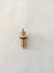 <span class=keywords><strong>Valve</strong></span> en laiton <span class=keywords><strong>de</strong></span> valves jetables portatives <span class=keywords><strong>de</strong></span> bouteille <span class=keywords><strong>de</strong></span> <span class=keywords><strong>gaz</strong></span> <span class=keywords><strong>de</strong></span> prix usine pour la crème fouettée <span class=keywords><strong>de</strong></span> <span class=keywords><strong>valve</strong></span> <span class=keywords><strong>de</strong></span> la cuisine 0.95l à la maison - Product Image 5
