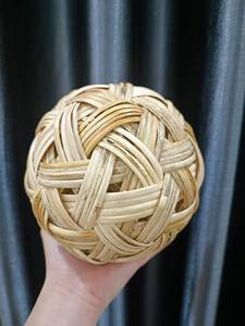 Bola de ratán hecha a mano de Navidad Bolas de mimbre de Navidad Difusor de caña Decoración de moda Bola de ratán - Product Image 5