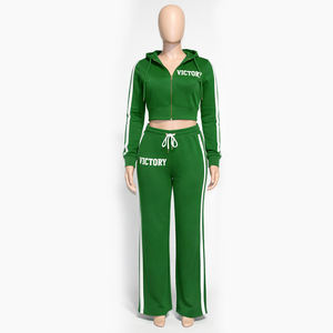 Ensemble de survêtement deux pièces vert pour femme : sweat à capuche court zippé et pantalon de jogging taille haute - Product Image 2