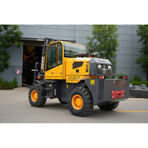 Produit mondial à succès Chariot élévateur diesel 4x4 tout-terrain à haute capacité <span class=keywords><strong>de</strong></span> charge <span class=keywords><strong>de</strong></span> 3 tonnes <span class=keywords><strong>pour</strong></span> les travaux <span class=keywords><strong>de</strong></span> cour extérieure - Product Image 1