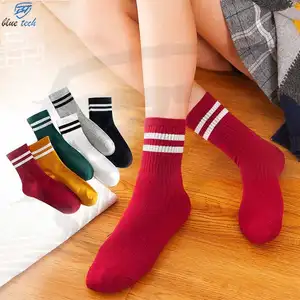 Custom Logo High Quality Sports Casual Dress Socks Unisex Bulk Athletic Cotton Custom Embroidery Socks 2023