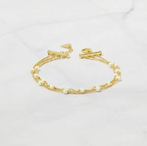 สร้อยข้อมือดีไซน์ลายดอกไม้ประดับเพชร CZ ชุบทองสำหรับผู้หญิง |   กำไลข้อมือแบบเปิดปรับขนาดได้ |   เครื่องประดับงานปาร์ตี้และงานแต่งงาน - Product Image 4