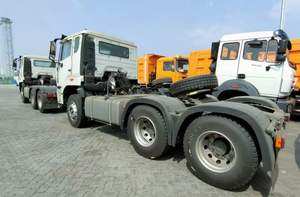 40 tấn sinotruk HOWO N7 máy kéo xe tải 400hp 430hp cho Giá bán - Product Image 4