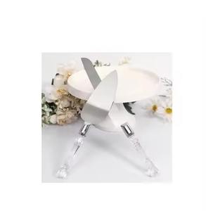 Juego de servidor y rebanador de latón con mango de diseño de cristal con accesorios de regalo de granja Última mirada - Product Image 2