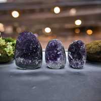 Meilleure qualité Crystal Craft Géode d'améthyste naturelle Vente en gros Géodésie d'améthyste en grappe Acheter chez AAMEENA AGATE