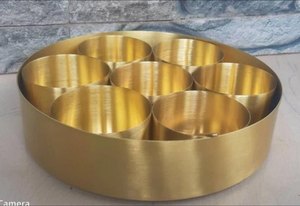 Masala Dabba indien-Vaisselle en laiton Boîte de rangement pour épices de cuisine avec une cuillère Boîte à épices indienne en métal - Product Image 6