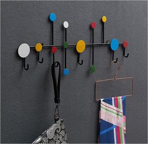 Porte-manteau mural classique en métal avec 6 crochets, gain de place et installation facile pour salle de bain, couloir, chambre à coucher, salon 2025 - Product Image 3