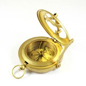 Brújula Náutica de latón antiguo moderna más vendida con intemperie antigua para uso artístico y coleccionable - Product Image 3
