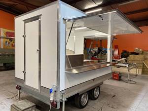 รถขายอาหารเคลื่อนที่สำหรับอาหารจานด่วน ขนมขบเคี้ยว ฮอทดอก และบาร์บีคิว - Product Image 3