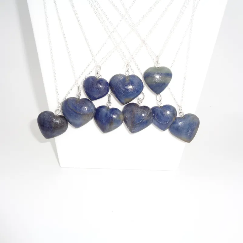 Natuurlijke Blauwe Saffier Edelstenen Hartvormige Kristallen Hangers Zilveren Vrouwen Geschenken Sieraden Groothandel Healing Chakra Reiki Steen