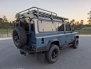 EN EXCELENTES CONDICIONES, Land Rover 110 de 1985, Volante a la Izquierda, Motor V8 - Product Image 6