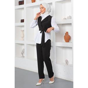 Ensemble décontracté trois pièces avec veste courte personnalisable XS/XSs/longueur midi, col à capuche, coupe ample pour le bureau ou le club - Product Image 1