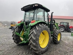 Tractor agrícola original bastante usado 2002 JOHN DEAR 540 Farm con cargador frontal 4x4 Tractor en stock ahora - Product Image 2