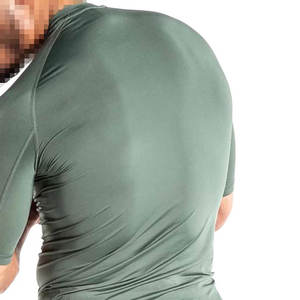 QST Rashguard de Boxeo Unisex Personalizado OEM de Alta Calidad, al por Mayor, Estampado, Elástico, Transpirable, 100% Poliéster para Competición - Product Image 4