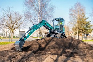 Pompe hydraulique contrôlée par PLC de 4 tonnes pour SWE60UF avec composants Hitachi - Product Image 3