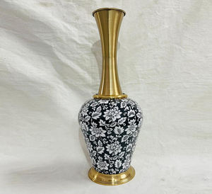 Vintage Style Aluminum Flower <b>Vase</b> New Designed <b>Set</b> of <b>3</b> Handicraft Metal Flower <b>Vase</b> From Indian Manufacturer. - Product Image 3