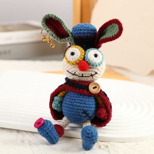 Muñeco de Conejo de Fieltro Hecho a Mano con Ganchillo, Colgante Creativo de Algodón, Adorno Colgante para Regalo - Product Image 1