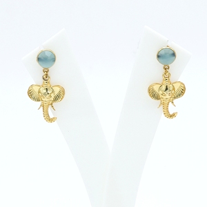 Boucles d'oreilles pendantes Ganesh en calcédoine bleue fabriquées à la main |   Plaqué or 18 carats, laiton, tendance, mariage pour femmes |   DUA Fabricant Indien B2B - Product Image 1