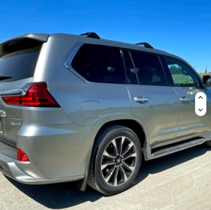 Lexus LX 570 2021 Económico, Tres Filas, Volante a la Izquierda, Emisión Euro IV, 1-25000 Millas - Product Image 2