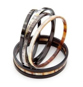 กำไลข้อมือเขาควายงานฝีมือโบราณเครื่องประดับแฟชั่นที่เป็นมิตรกับสิ่งแวดล้อมสำหรับผู้หญิงธรรมชาติบริสุทธิ์เกือบหัตถกรรมจากอินเดีย - Product Image 5