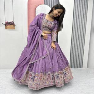 Conjunto de Lehenga Choli de Georgette con Bordado Intenso de Alta Calidad y Trabajo de Lentejuelas, Perfecto para Navratri y Celebraciones Étnicas - Product Image 1