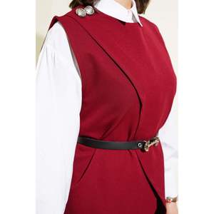 Chaleco con cinturón y botones en el hombro Conjunto de 2 piezas Rojo clarete - Product Image 4