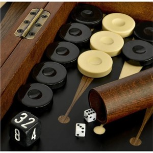 Dernier Design Jeu de Backgammon en Bois Personnalisé de Qualité Supérieure Jeu de Backgammon en Bois Fait Main et Amusant pour Adultes - Product Image 5
