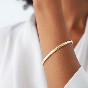 Venta al por mayor de diseño moderno elegante diamante señoras pulsera con piedras brillantes para chicas universitarias y mujeres trabajadoras Uso de joyería - Product Image 3