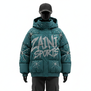 Chaqueta Acolchada de Poliéster de Alta Calidad para Mujer, Paneles Acolchados Suaves, Estilo Cálido de Invierno, Chaqueta Acolchada con Logotipo de Diamantes de Imitación para Mujer - Product Image 1