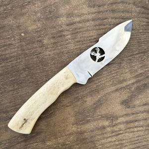 Couteau de chasse EDC en acier Damas fait main, lame forgée à bord droit, manche en os de chameau de 8 pouces, haute durabilité, garantie de 3 ans - Product Image 4