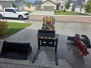 รถตักดินขนาดเล็ก DRT450 พร้อมน้ำหนักใช้งาน 992 ปอนด์ เครื่องยนต์ดีเซลและลูกปืน - Product Image 5