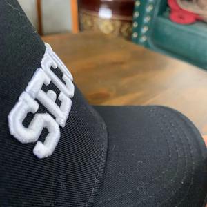 Gorra DE SEGURIDAD negra al por mayor con logotipo bordado personalizado, gorra de béisbol de estilo americano con ala curva - Product Image 4