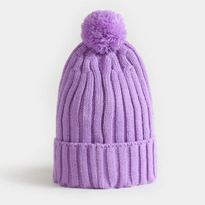 Chapeau d'hiver doublé en satin fausse fourrure tricoté Pom Pom Beanies Chapeau femmes chaud hiver bonnet en tricot - Product Image 1