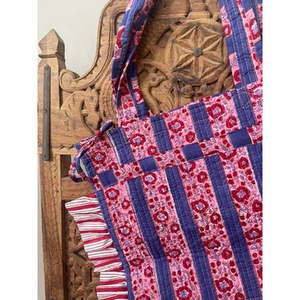 Bolso Tote Nivi con Estampado a Rayas y Bloques, Bolso de Mano de Moda para Mujer, Abierto para Uso Diario, para Verano, Otoño, Invierno y Primavera, de Nailon y Lona - Product Image 3