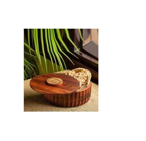 Contenedor de Chapati de Madera, Elegante Cazuela de Chapati Hecha a Mano, Caja de Almacenamiento de Chapati de Madera Clásica de Lujo en Venta - Product Image 1