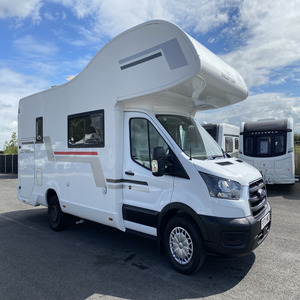 Camper Trailer Motorhome RV 6 BERTH - 2 FIXED Overcab double <b>bed</b> Offroad Vehicle for sale with awing so-lar panel system - Product Image 1