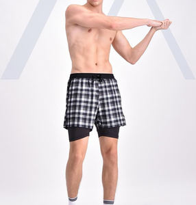 Short de sport et de bain 2 en 1 pour homme High Street Boardshorts solides avec compression Matériau recyclable personnalisé Écologique - Product Image 3