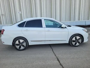 Cargador de Batería de Litio para Vehículos Eléctricos E V 0 L U T E I-PRO EV 2024 con Carga Rápida, 110 kWh de Energía y AWD NEDC - Product Image 5