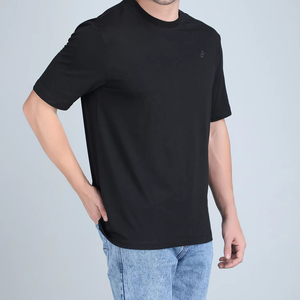 Vente en gros Streetwear 100% coton avec différentes méthodes d'impression et matériaux T-shirt à col rond pour homme en stock à vendre - Product Image 1