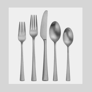 Support Couverts portables avec logo personnalisé Couverts de salle à manger modernes en métal argenté mat poli Couverts à poignée métallique avec logo personnalisé - Product Image 1
