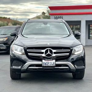Mercedes-Benz GLC 300 Plus 2016 Usado en Buen Estado, Sin Accidentes, Volante a la Izquierda/Derecha - Product Image 1