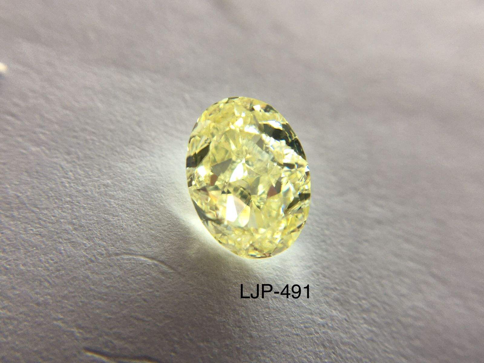 สีเหลือง